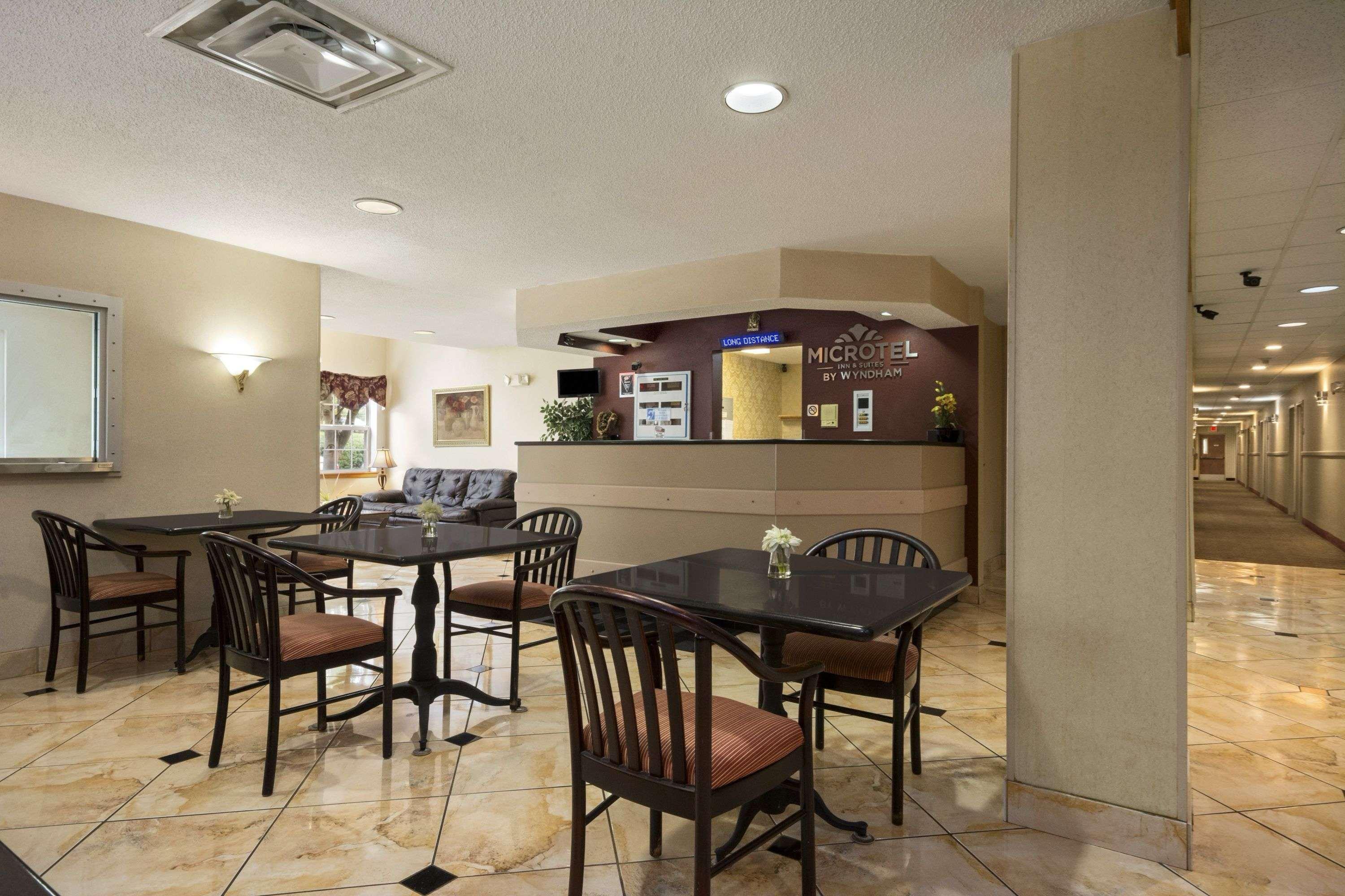 Microtel Inn By Wyndham Charlotte Airport Esterno foto